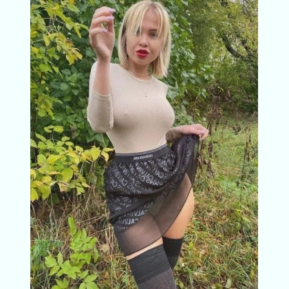 �   ������  �e�� ��������